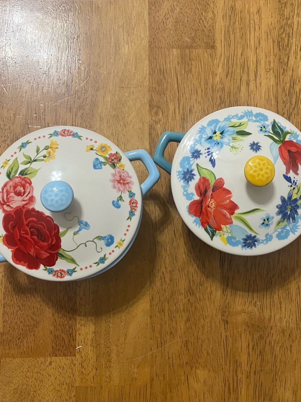 The Pioneer Woman set of two stoneware mini cocettes